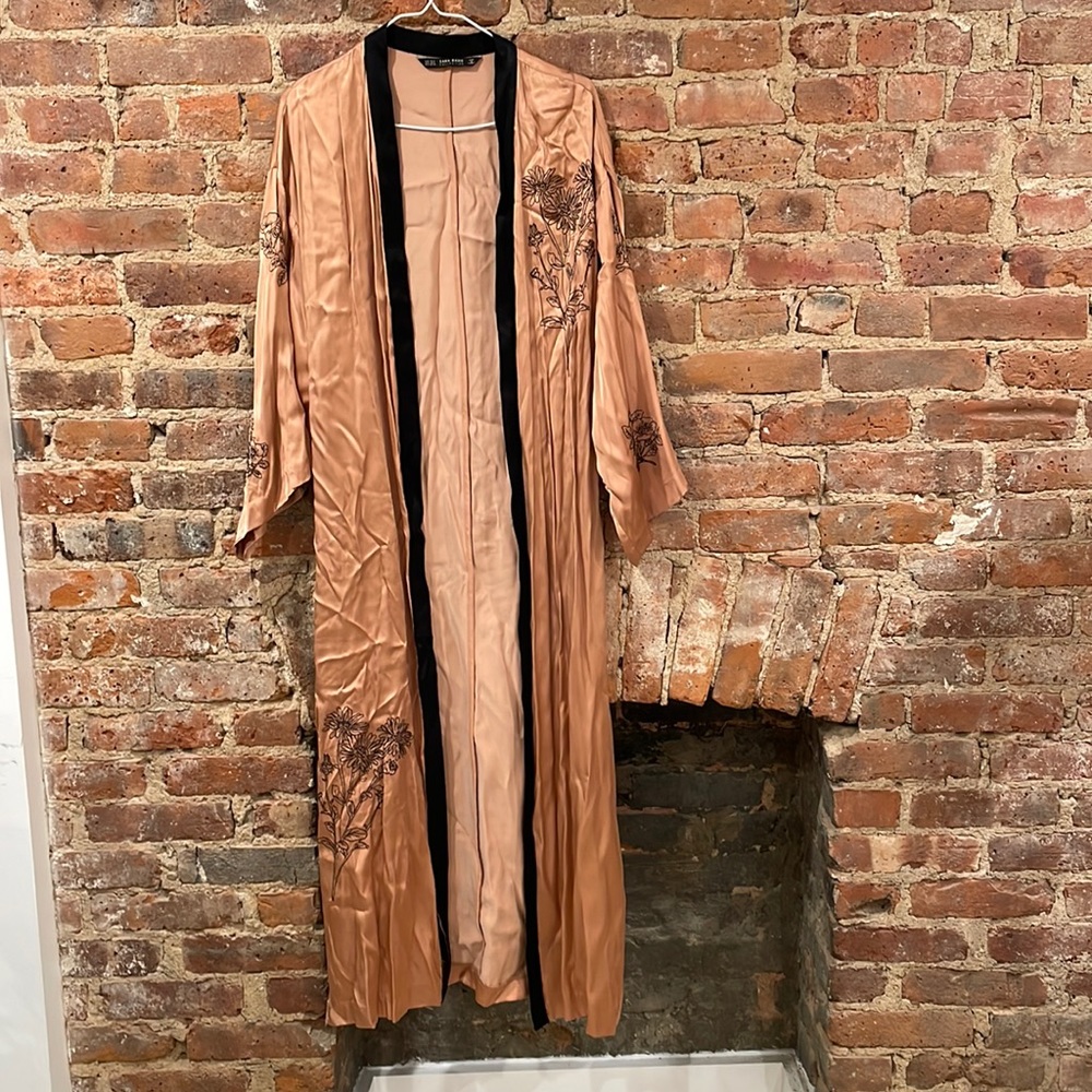 Zara kimono